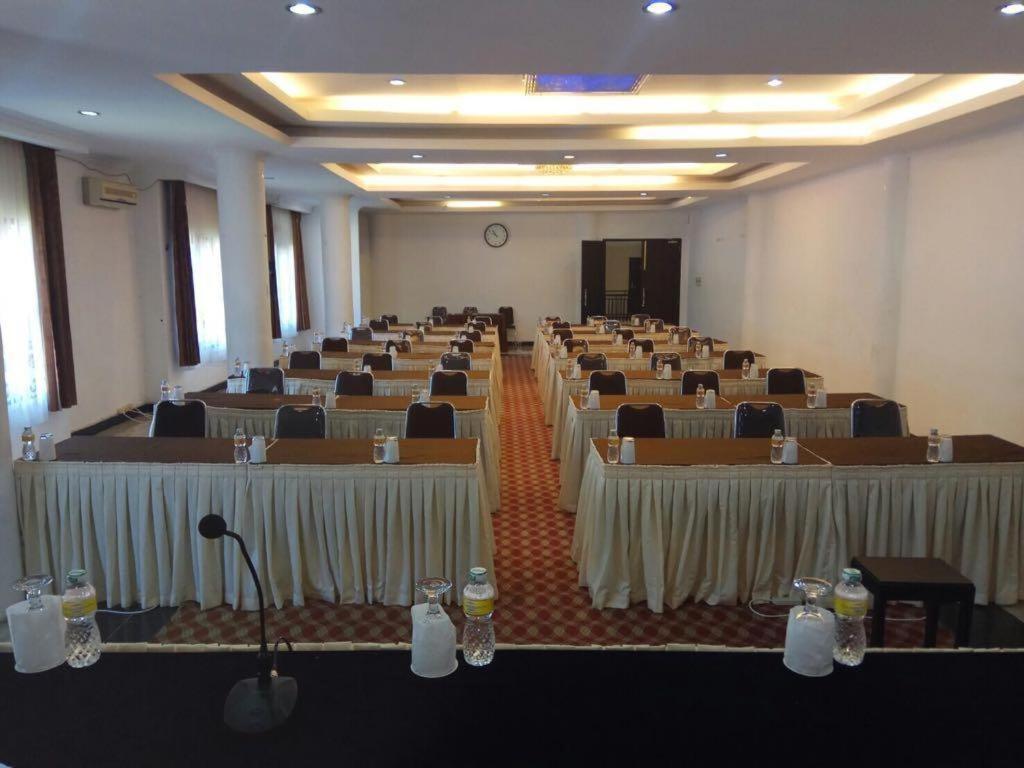 Rangkayobasa Hotel Padang Panjang Букиттинги Экстерьер фото
