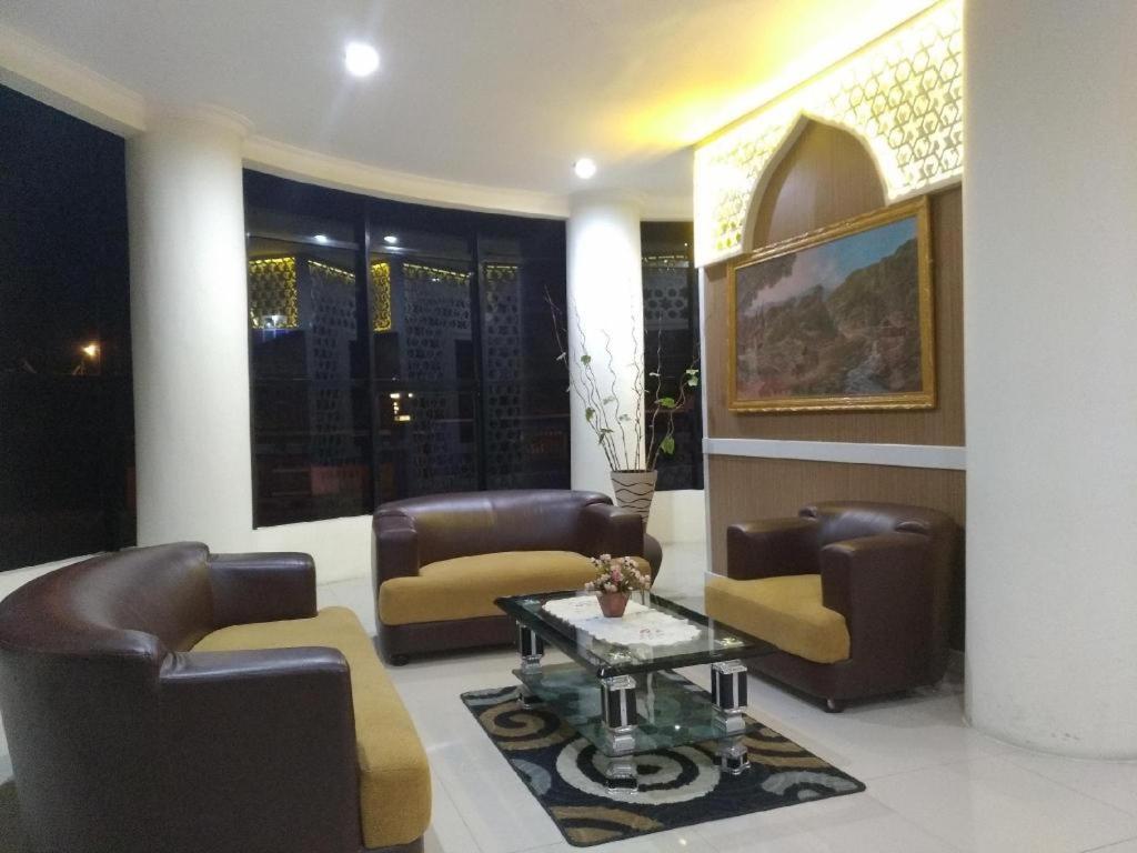 Rangkayobasa Hotel Padang Panjang Букиттинги Экстерьер фото